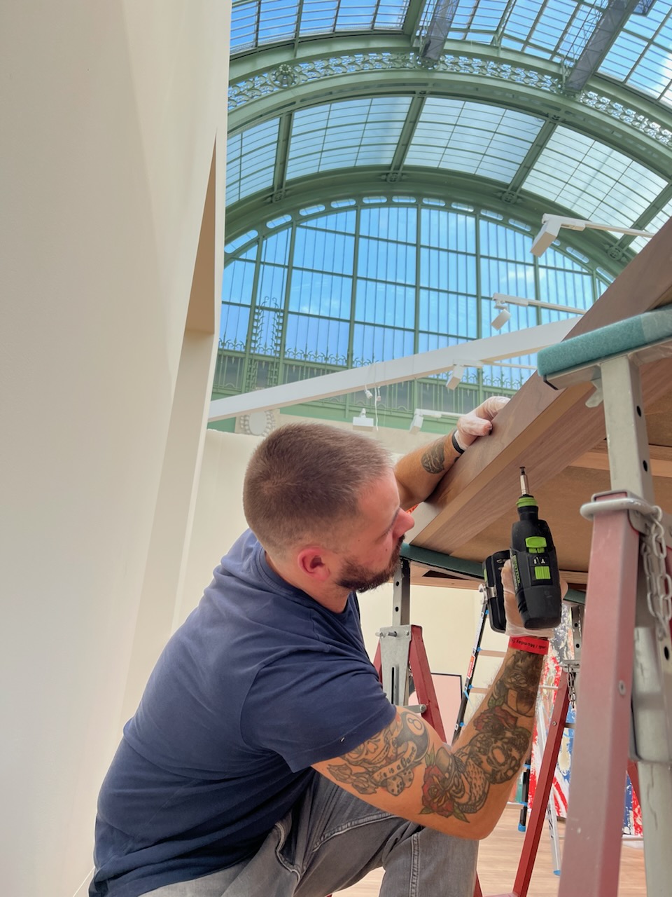 régisseur en montage extérieur